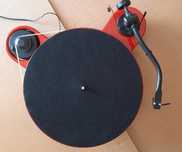 Pro-Ject Gira-Discos RPM 1.3 Genie Vermelho