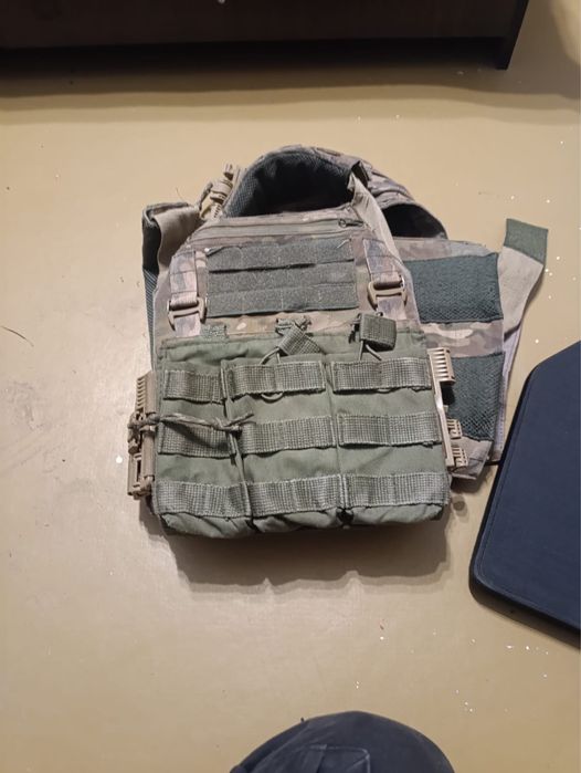 Зимні речі та взуття