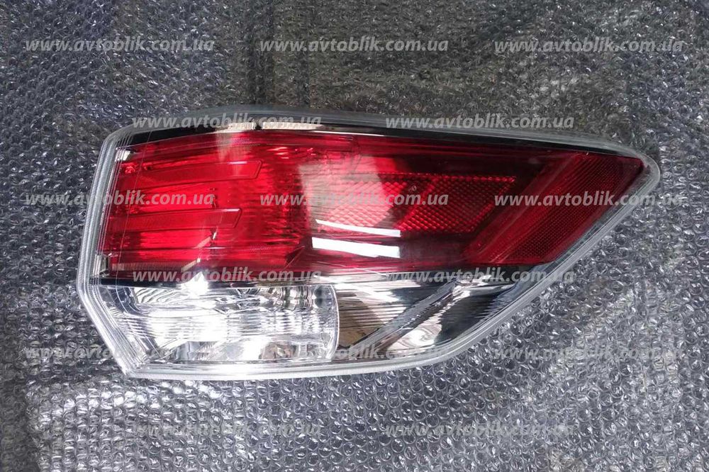 Задний фонарь Toyota Cruiser, Prado, Hilux, Highlander, Rav4, Sienna