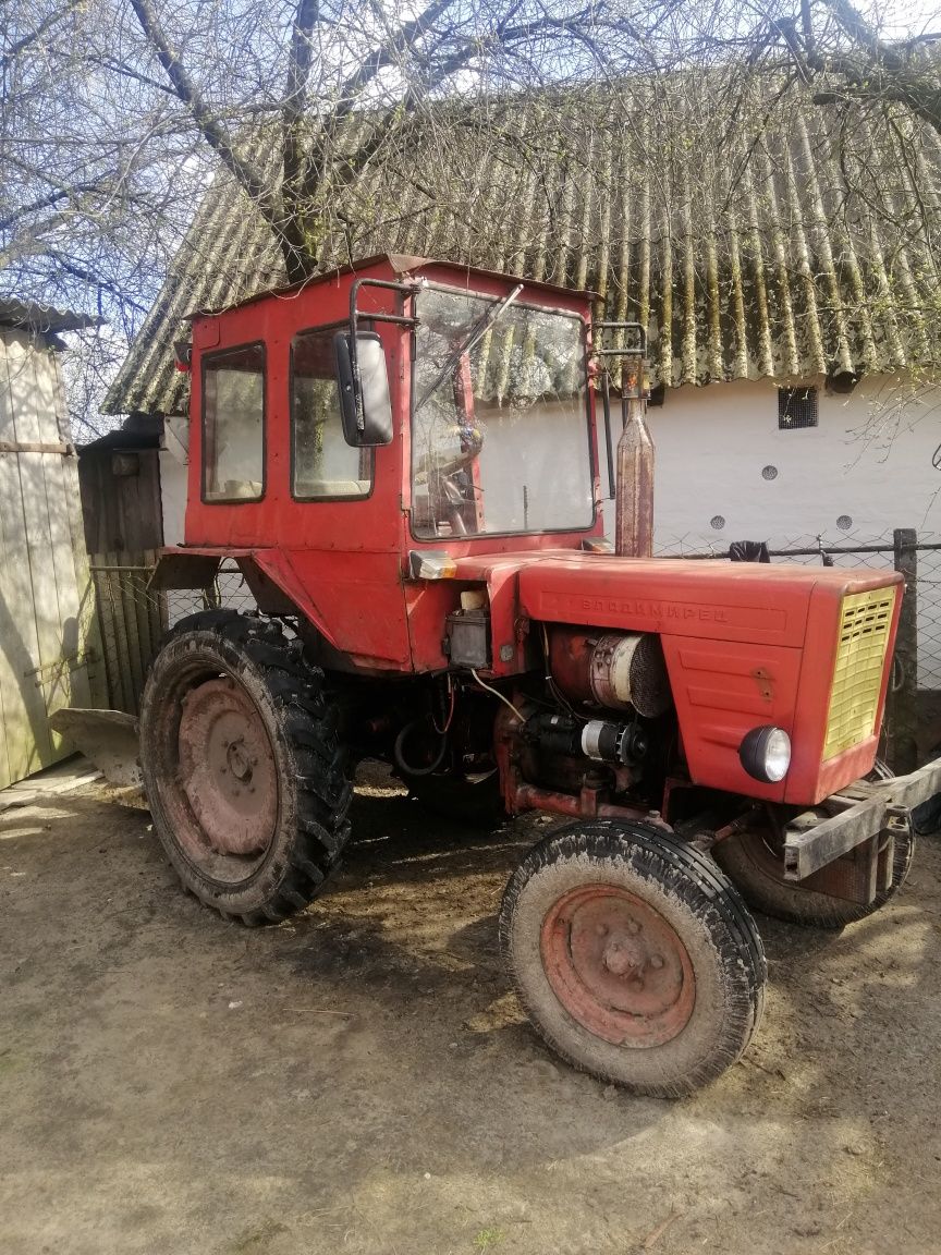 Продам трактор т 25