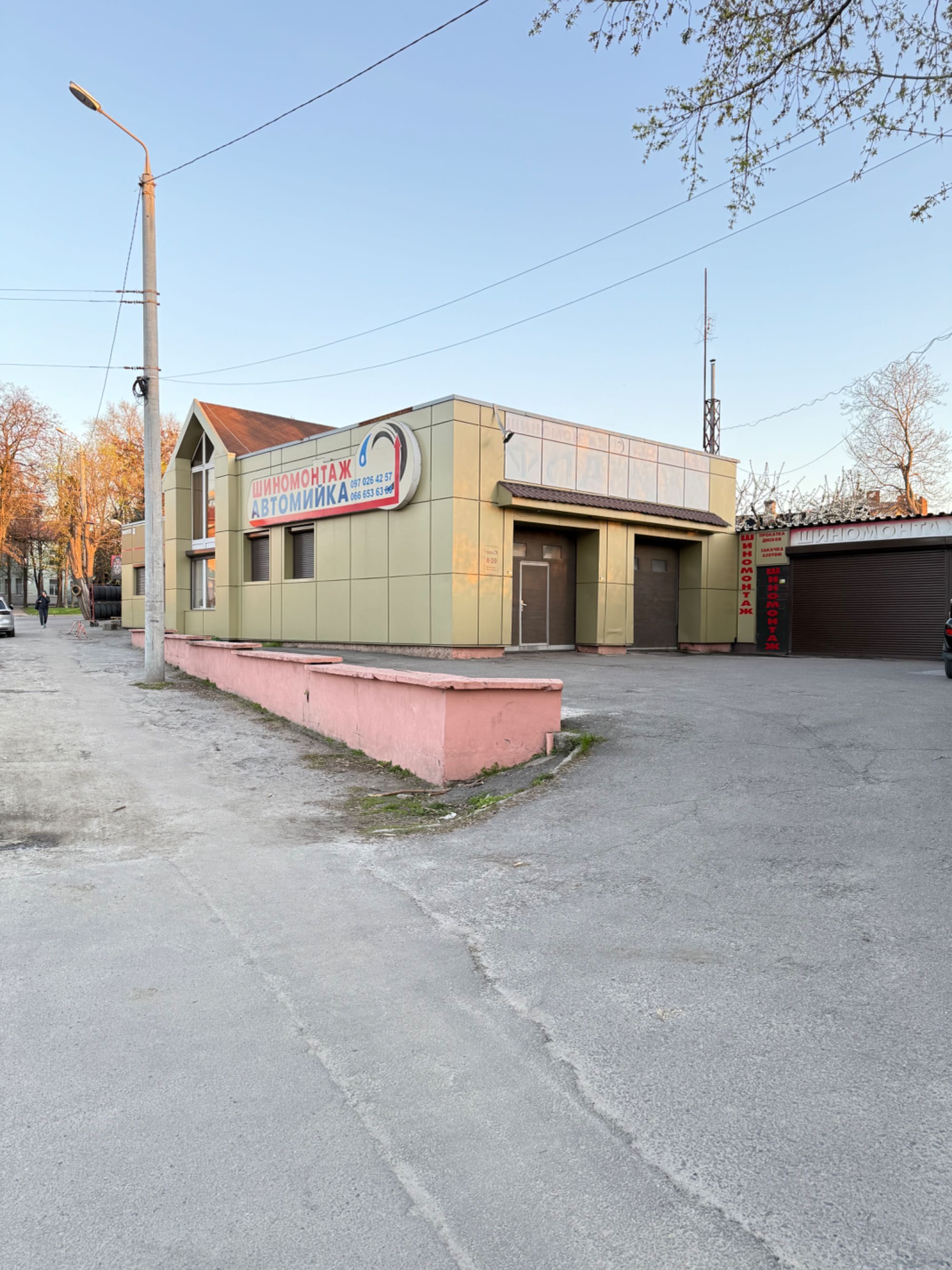 Продам приміщення авто мийка