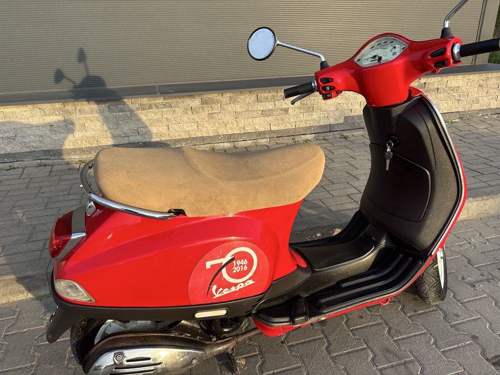 Piaggio Vespa LX50
