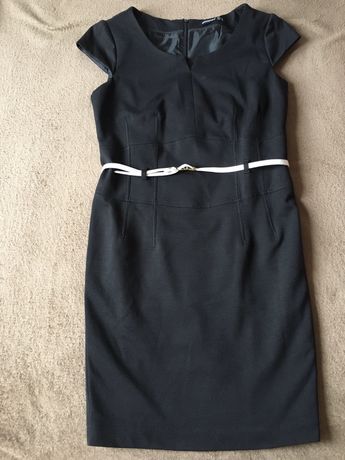 Новое женское  чёрное классическое платье Atmosphere M