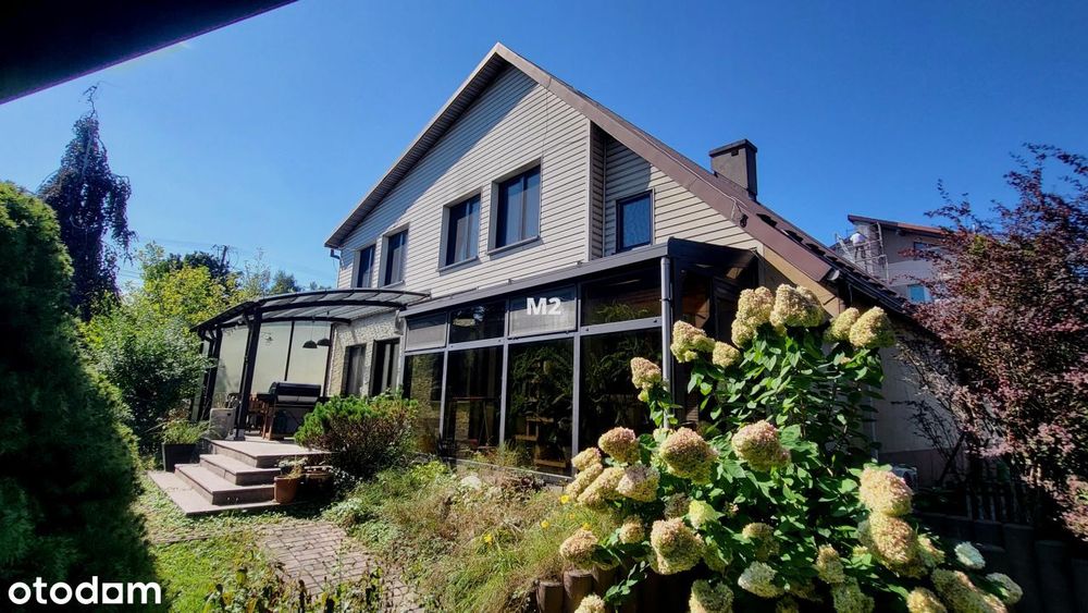 Dom + garaż + mieszkanie Kokotów 10a, Pociąg Ska!.