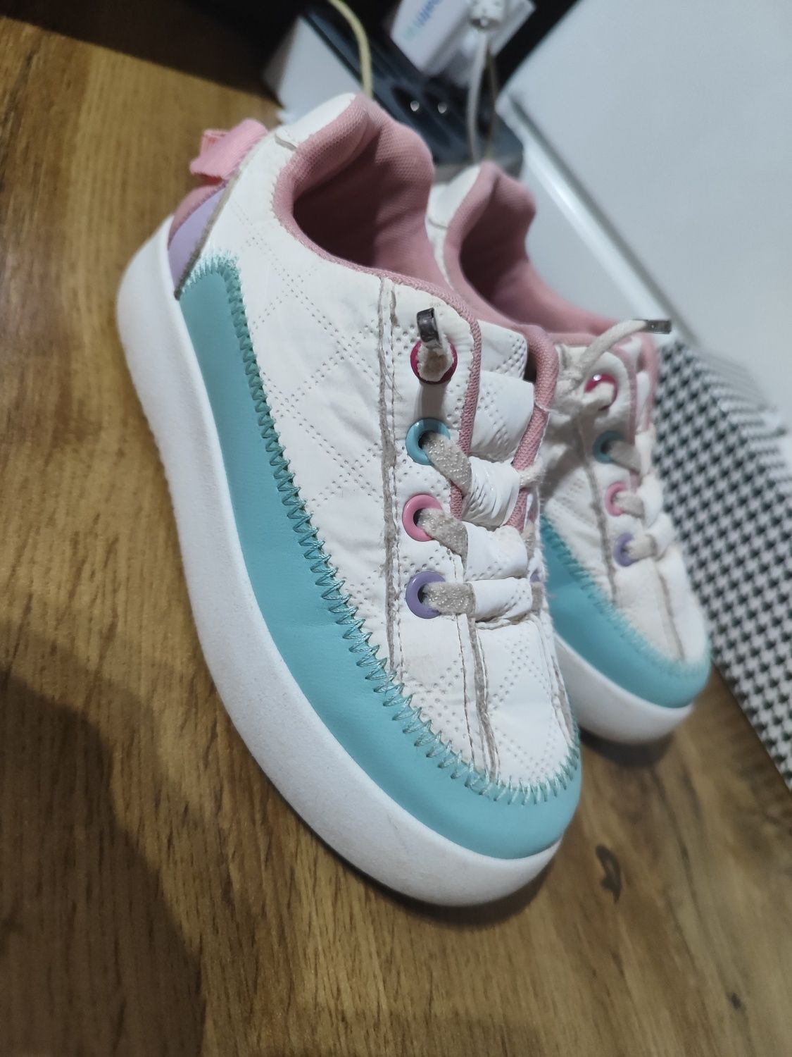 Buty dziecięce Sinsay 29