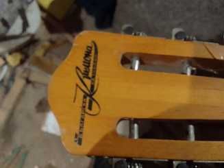 класична гітара Кремона