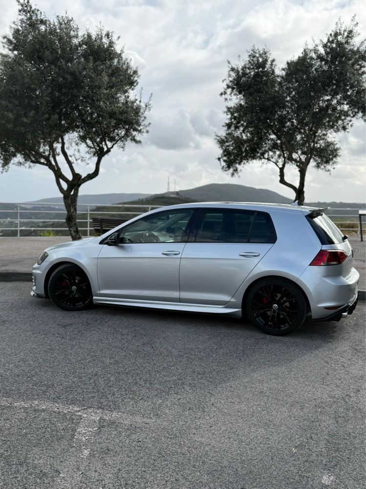 Vendo GOLF 7 LOCK GTI