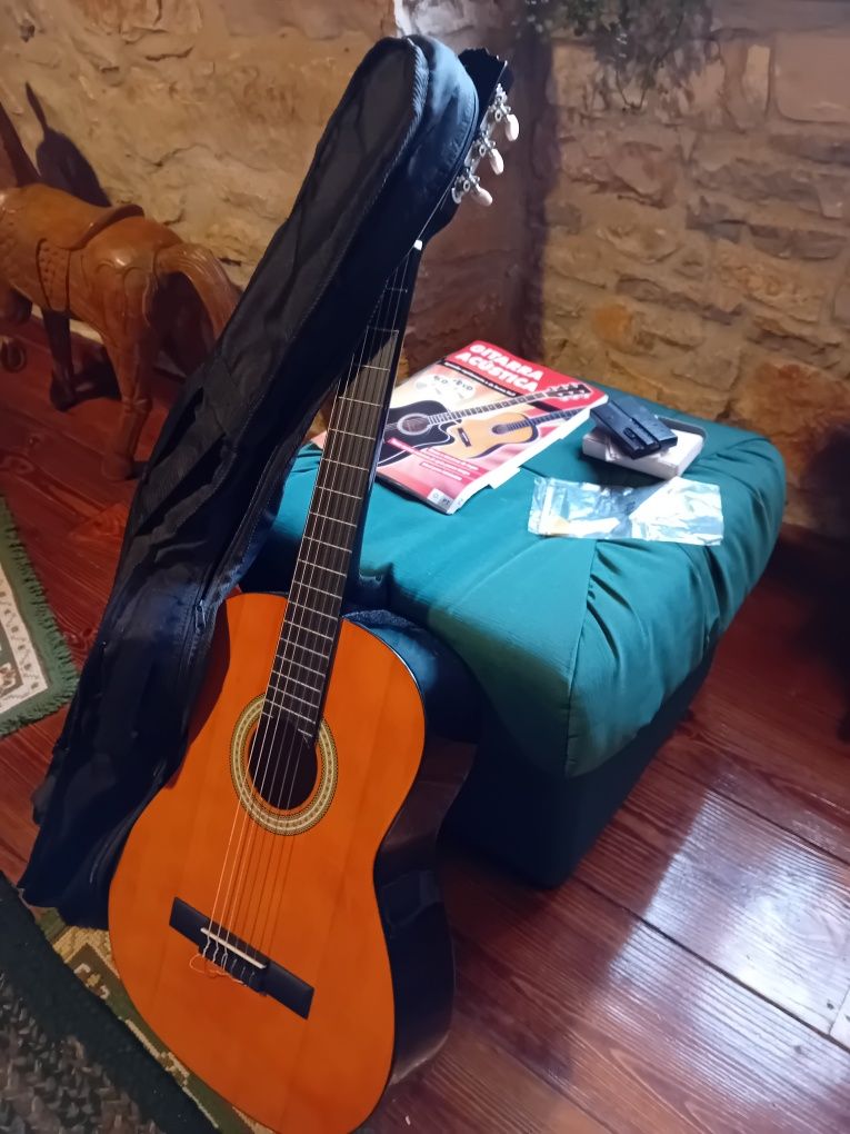 Pack Guitarra acústica