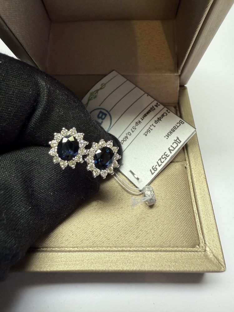 Серьги Tiffany 750 проба, сапфиры Цейлон 1.16 ct, бриллианты 0.40 ct