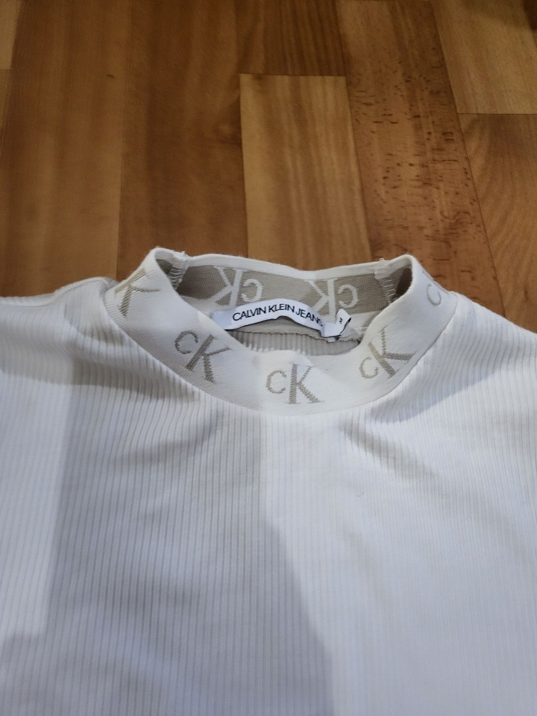 Белый гольф Calvine Klein