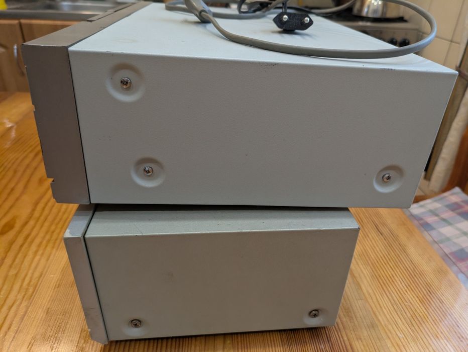 Магнітофон Sharp rt 100.