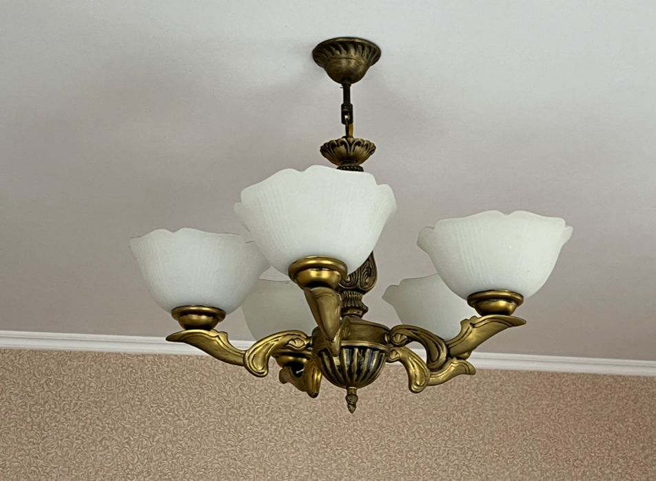 Люстра на 5 ламп