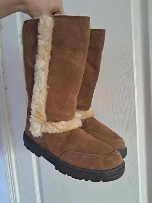 Уггі угги жіночі зимові шкіряні черевики чоботи UGG W8 39