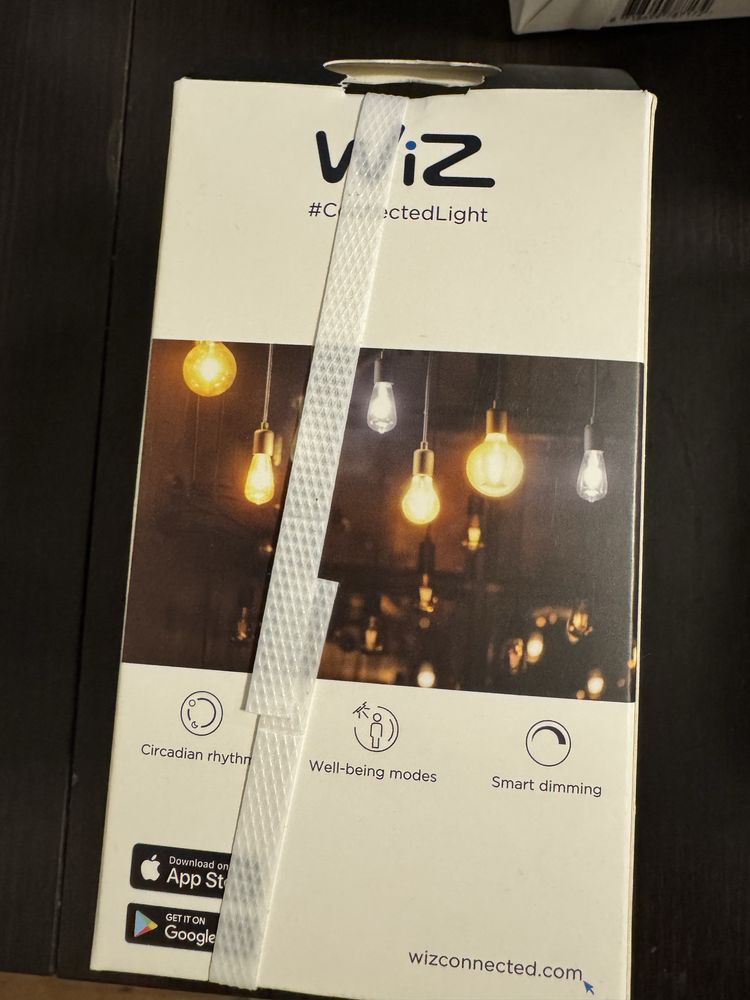 Żarówka LED E27 ST64 7W smart WiFi WiZ