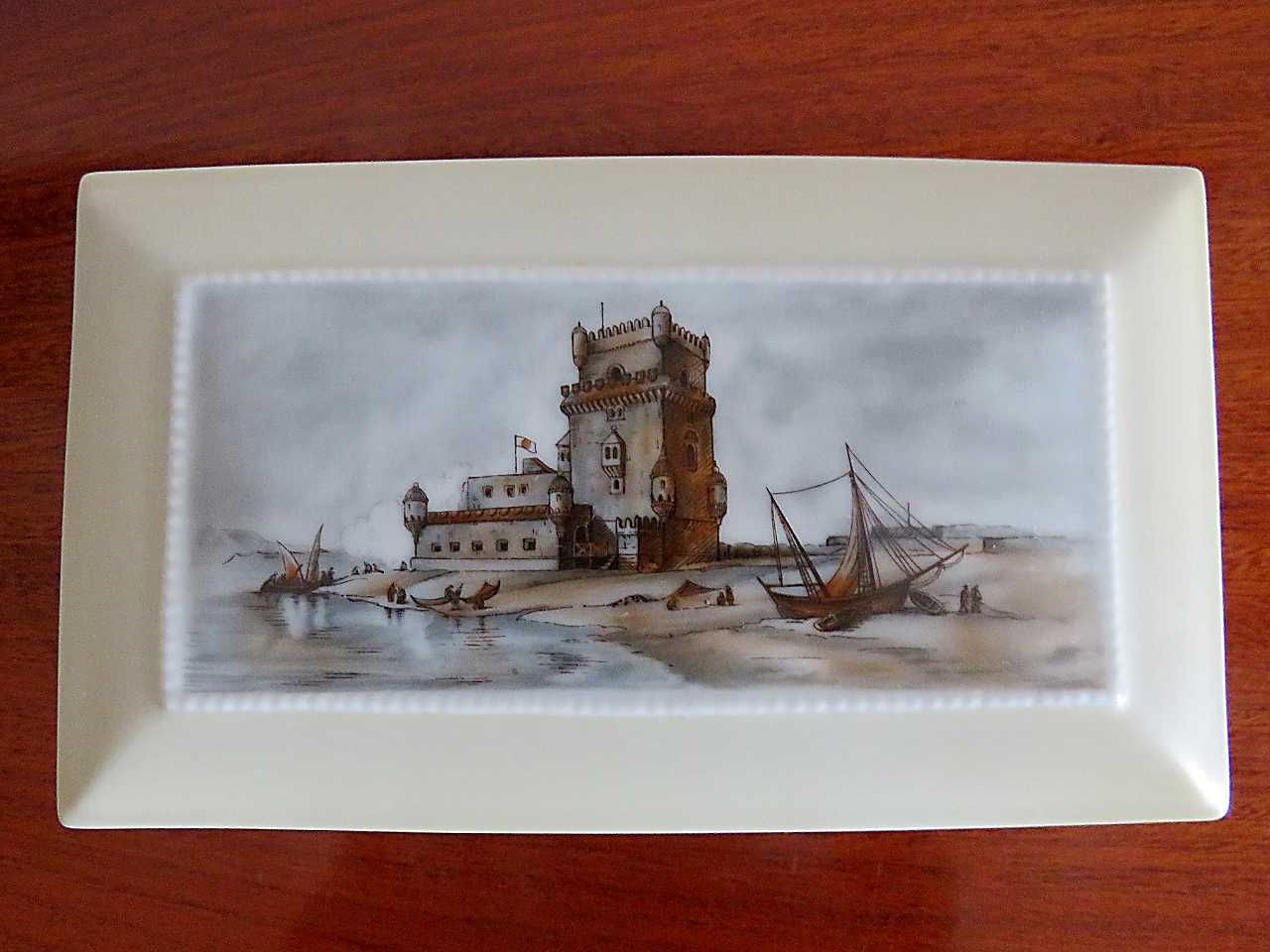 Caixa Vista Alegre Bege Torre de Belém - MUITO RARA