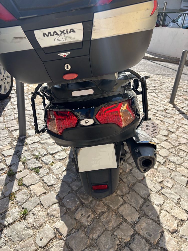 Suzuki burgman  650