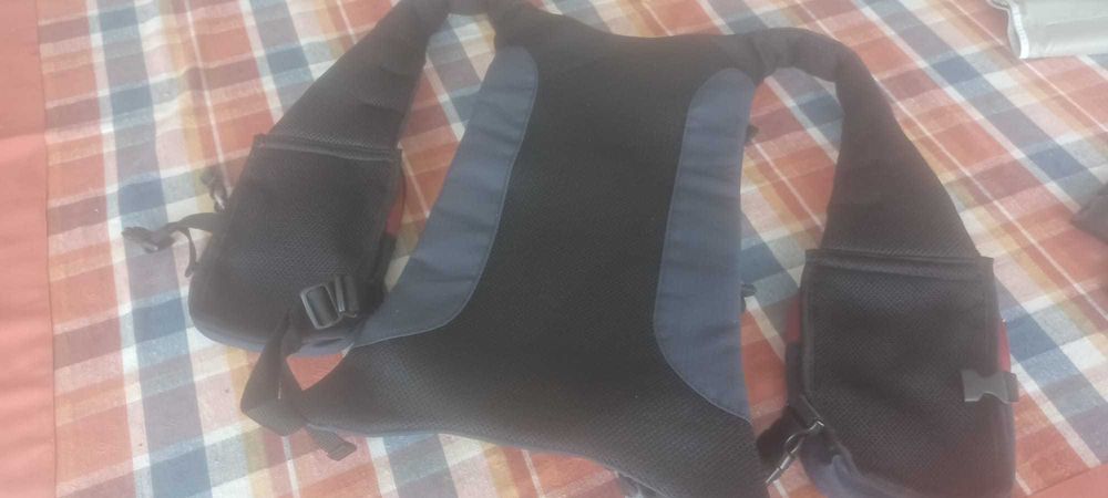 Mochila com vários acessórios para Bike ou caminhada
