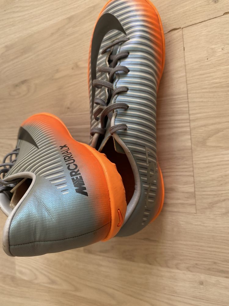 Сороканіжки футзалки бампи копочки 38р24см Nike Mercurial OriginajНайк