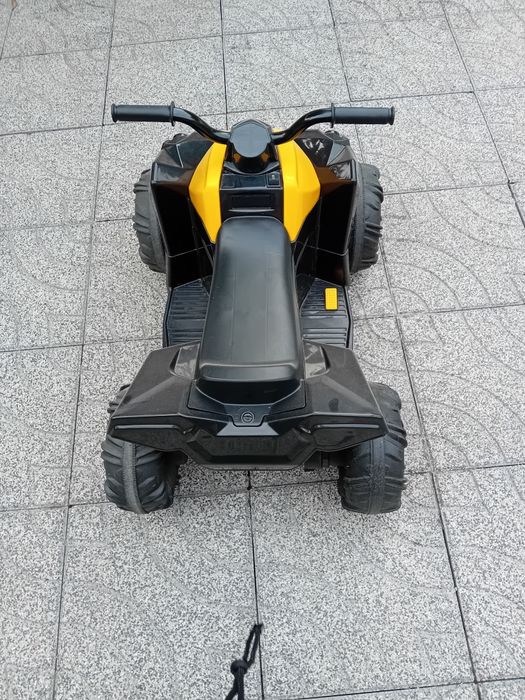 Moto 4 usada a bateria