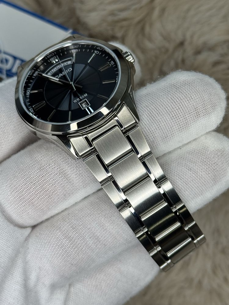 Чоловічий годинник Casio MTP-1381D-1A ОРИГІНАЛ мужские часы оригинал