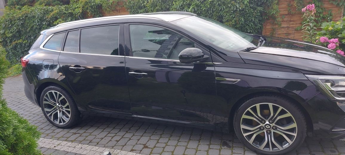 Renault Megane 4 2016r. 1.6 dci 130km wersja BOSE