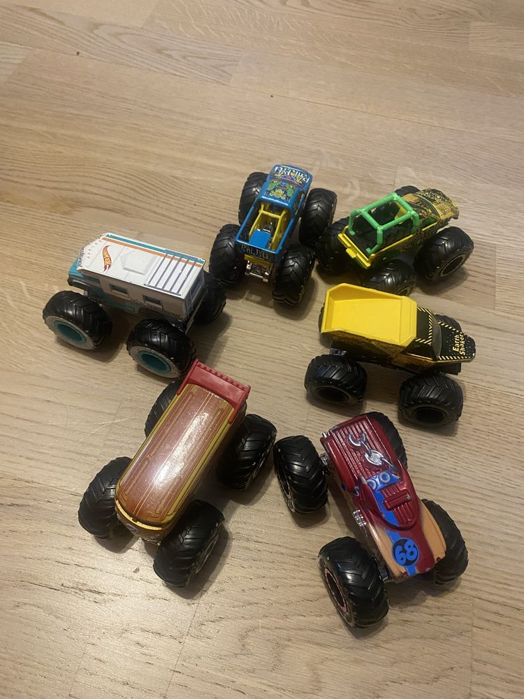 Hot wheels monster truck