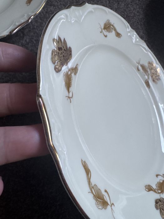 Stara porcelana Talerzyki deserowe antyk do kolekcji