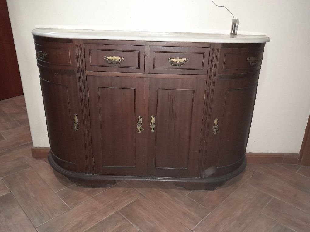 Móvel sapateira com pedra mármore