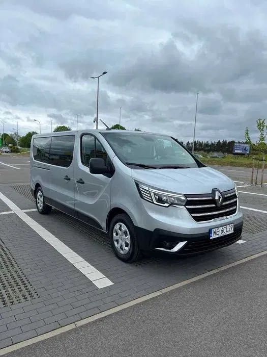 taren.pl wypożyczalnia busów Dobrzany Trafic Long 9 osobowy 2024r