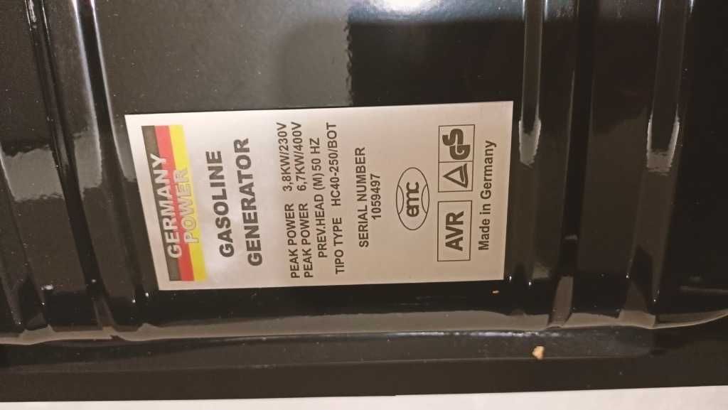 Sprzedam nowy Agregat prądotwórczy 3 fazy 3,8kW/ 6,7kW - 3 FAZY