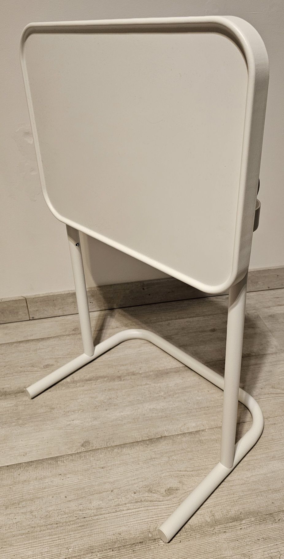 Ikea składany stolik pod laptopa