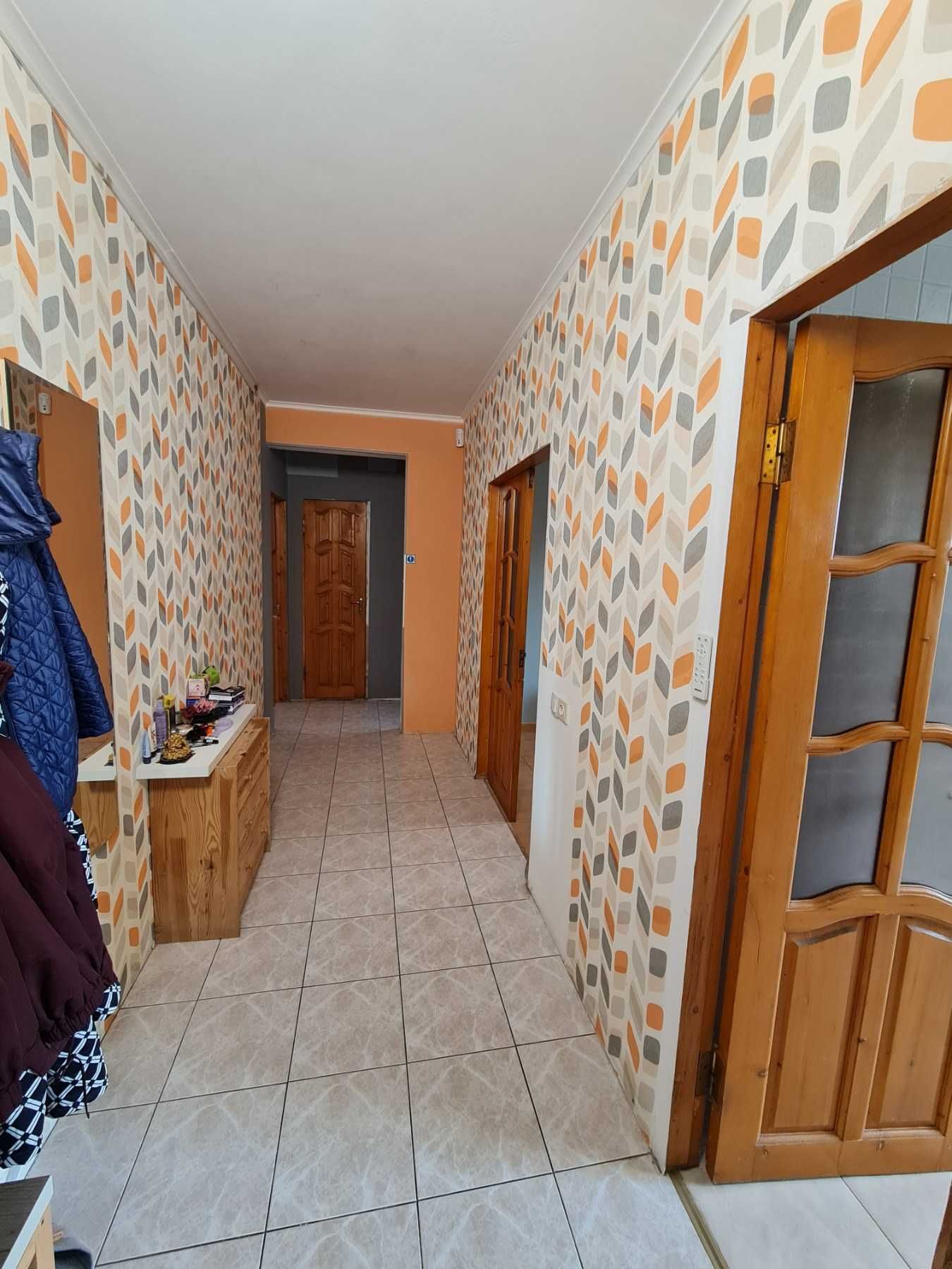 3х кв в центре Таирова ул Ак Королева /Ак. Вильямса+ кладовка на этаже