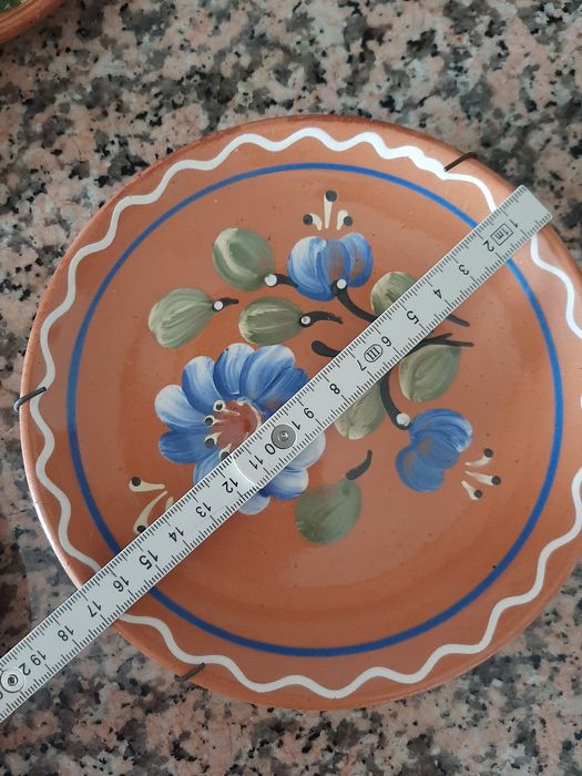 Cerâmica pratos e canecas