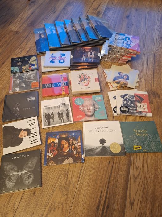 Sprzedam zestaw płyt  płyta  CD, DVD Nowa Nowe