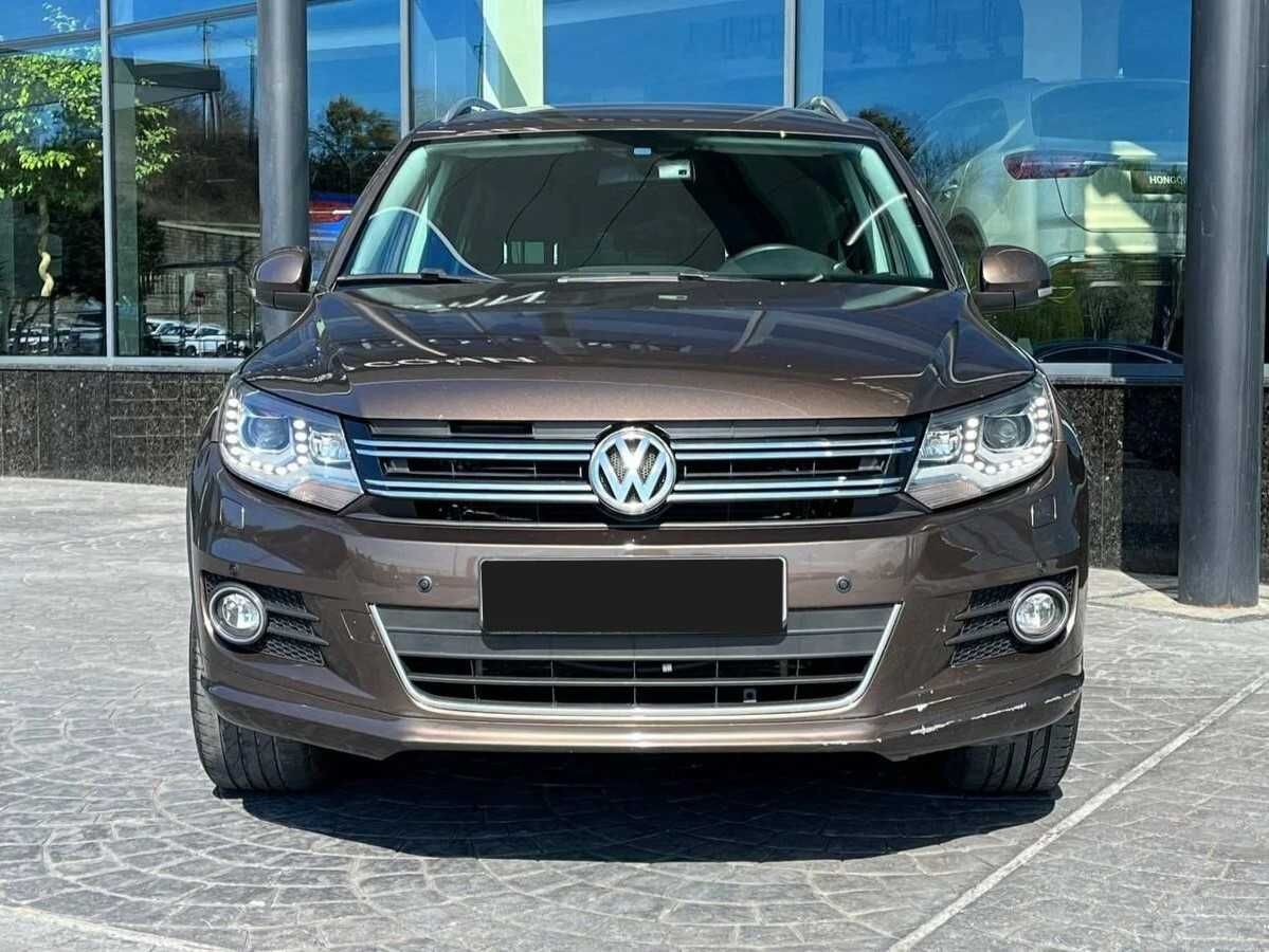 Volkswagen Tiguan, 2012