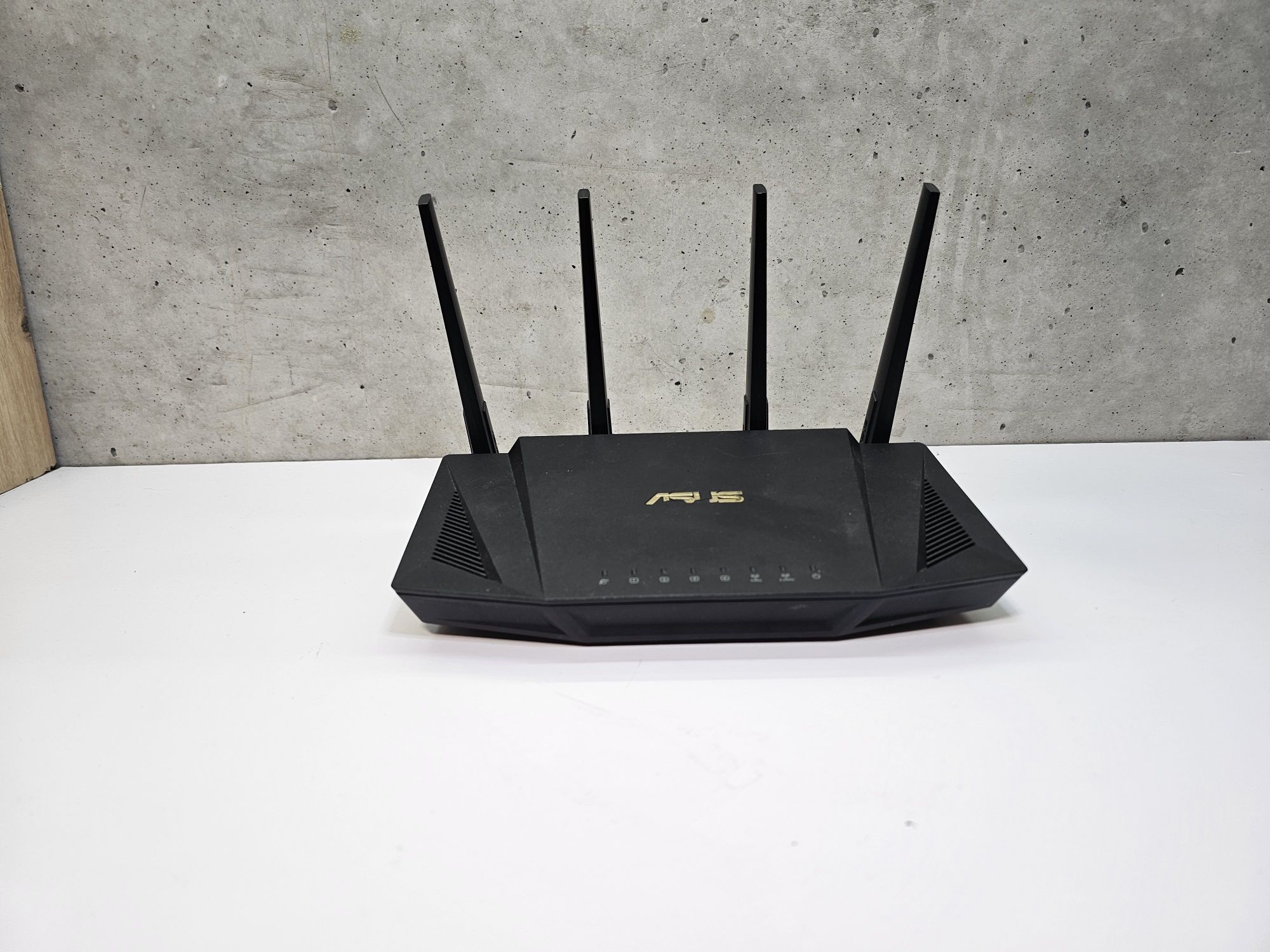 Бездротовий маршрутизатор ASUS RT-AX58U V1 WiFi 6, Dual-Band, AIMesh