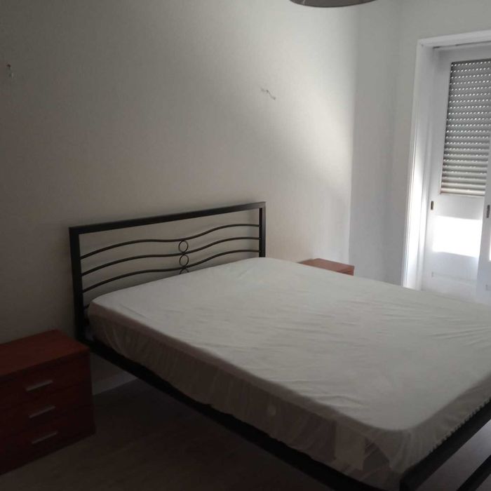 Apartamento renovado e acolhedor, com 1 quarto ao Polo Universitário