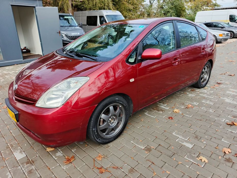 Toyota Prius II 2005 1.5 hybryda sprowadzony z Holandii cena 8.900 zl
