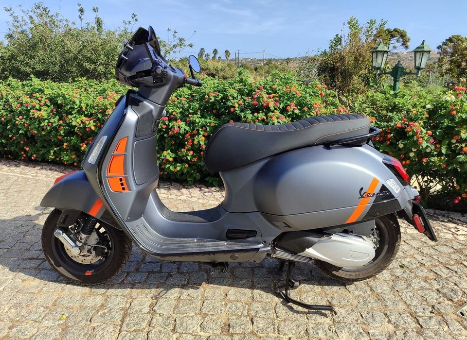 Vespa GTS 300 Super Sport, 07/2024, estado impecável! Preço alterado