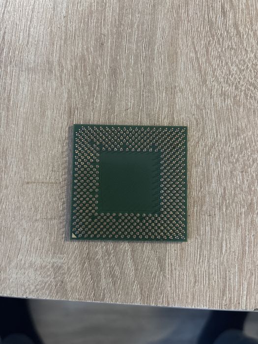 Procesor AMD ATHLON XP 1800+ AXDA1800DLT3C 1533MHz s.462