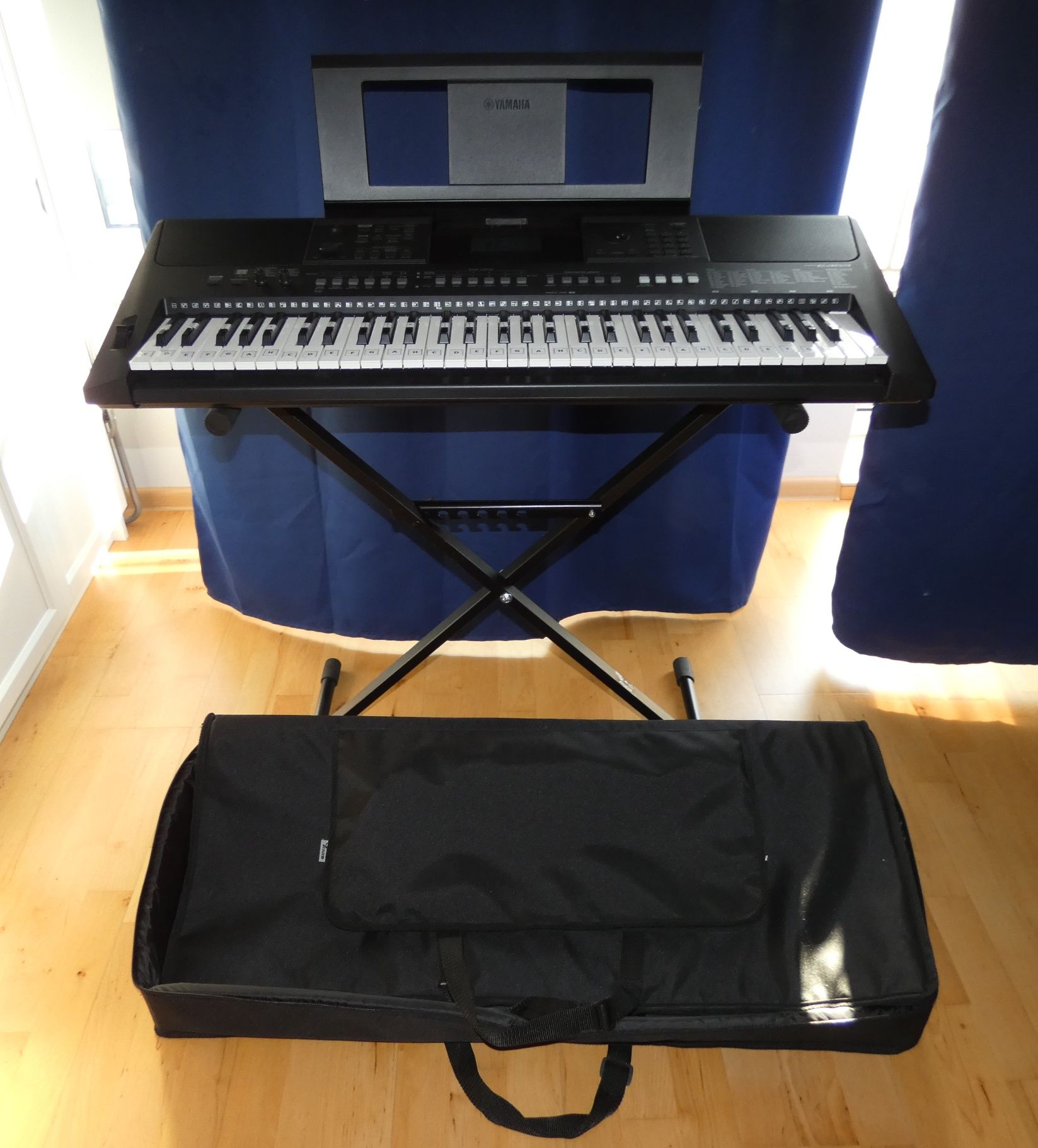 Yamaha PSR-463 keyboard