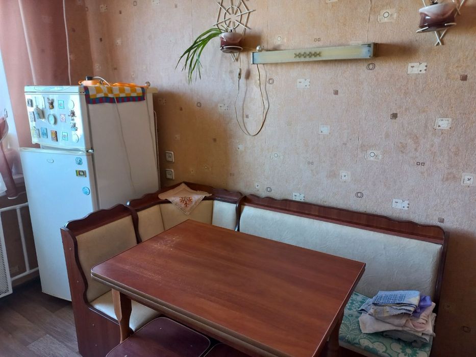 Продаж 2 х кімнатноі квартири по вул. Клосовського 9/9 п