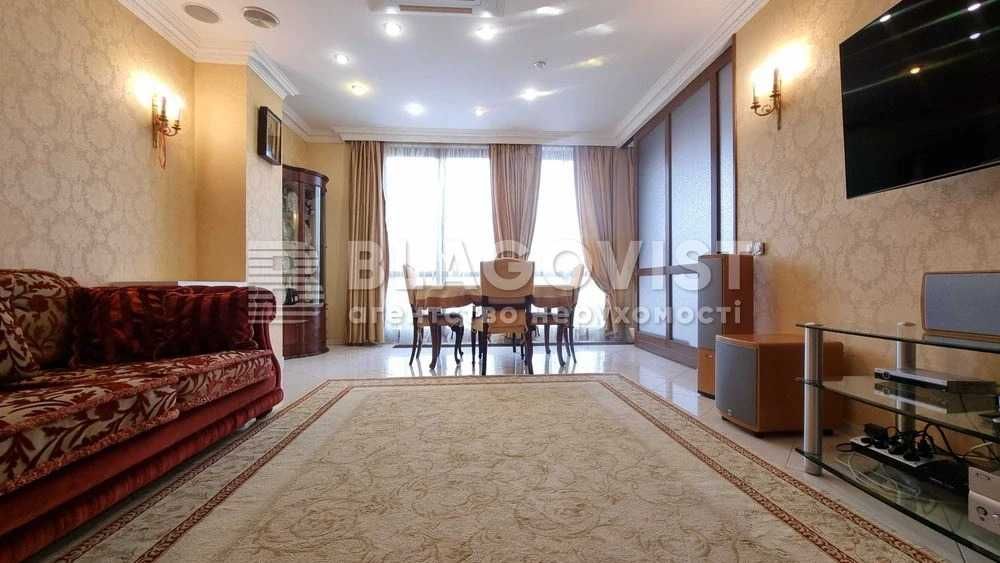 Продам 4к квартиру Гончара/Рейтарська/Золоті Ворота