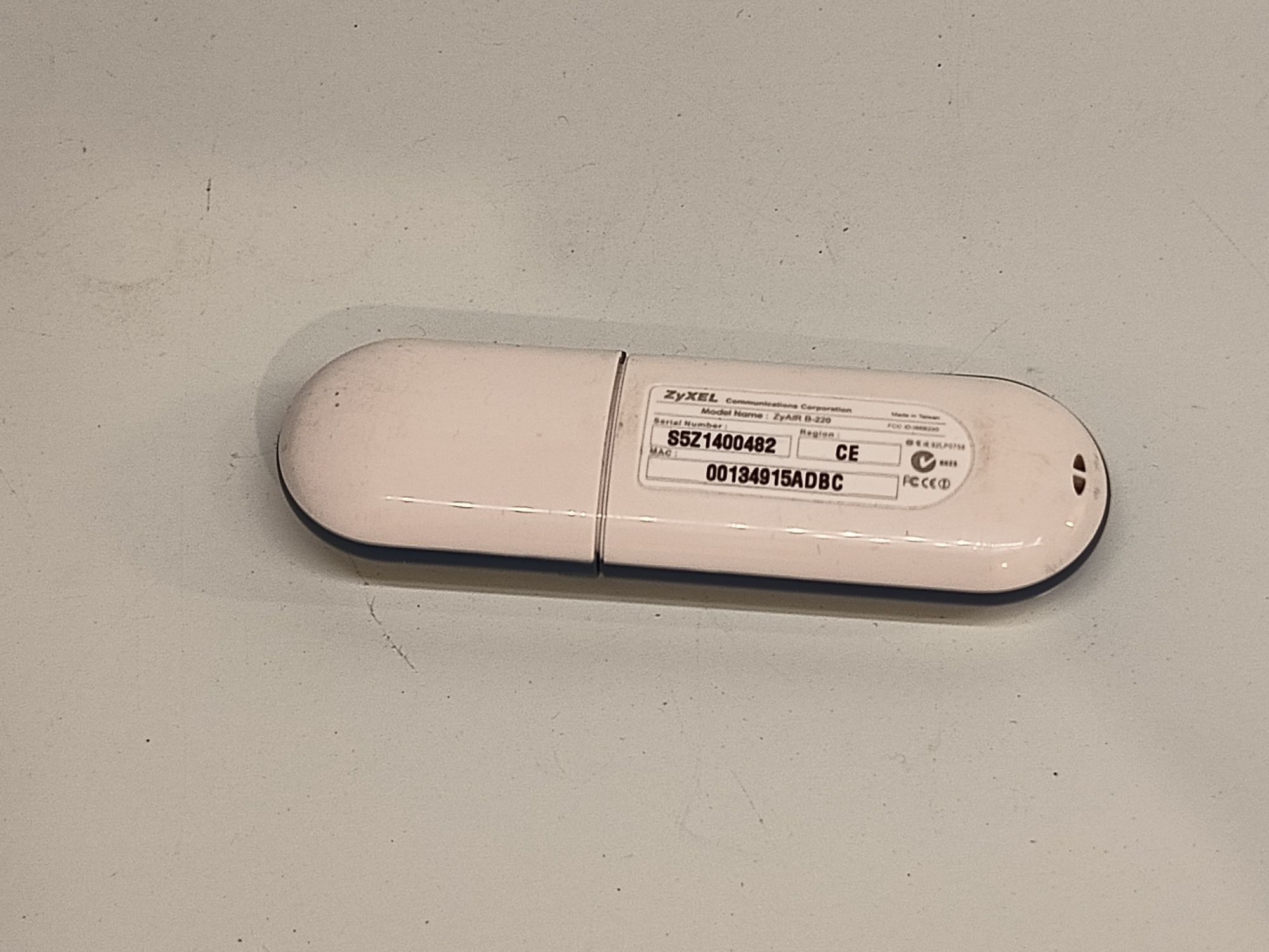 Karta WiFi ZyXEL \ 802.11bg \ 2.4 GHz \ Retro PC