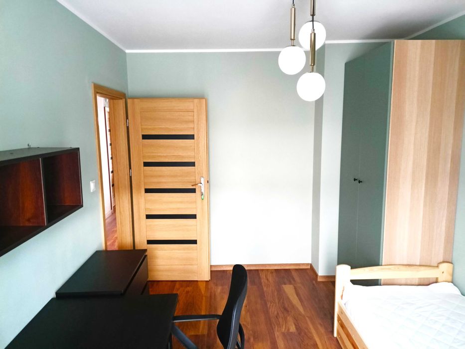 Wynajmę nowe mieszkanie,  4 pokoje, bez czynszowe, od właściciela.