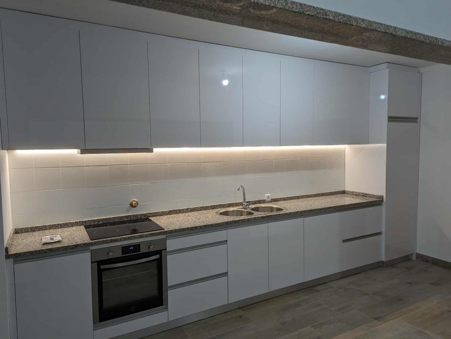 Arrendo apartamento a 5km da estação de comboios de Vizela por 800€