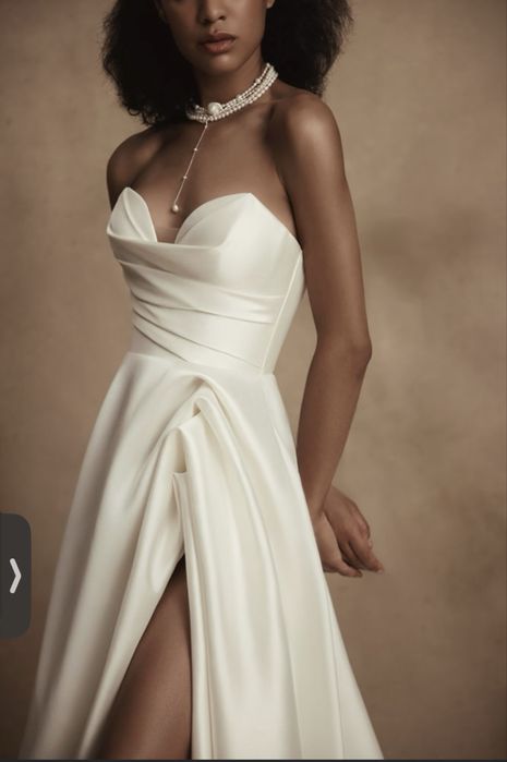 Продам весільну сукню CRYSTAL