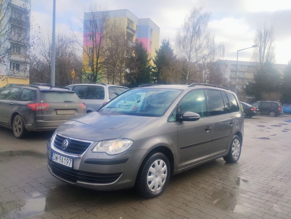 Volkswagen Touran 2010r 1,6 LPG