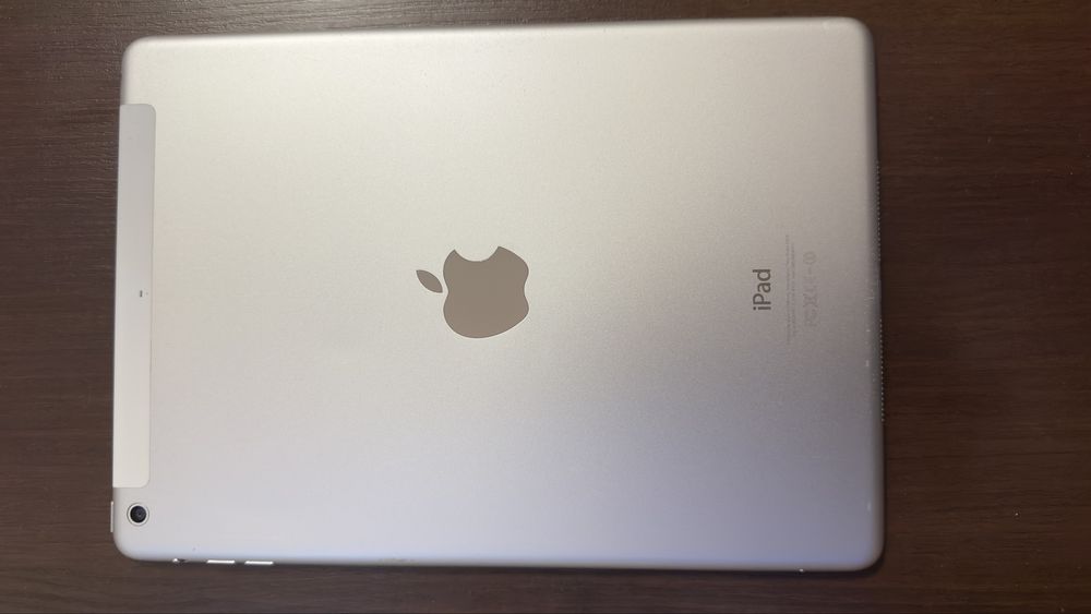 Apple iPad Air 1 gen 32 GB  WiFi + Cellular (LTE)