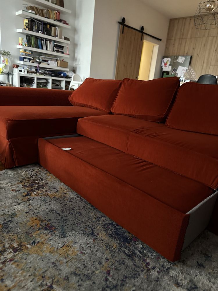 Sofa BACKABRO ikea - rozkladana z pojemnikiem na posciel